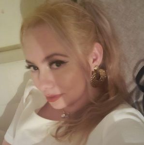 Meet your Posher, Martha